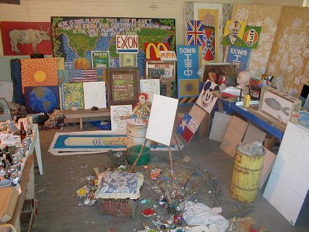 Studio March 2002.jpg (48090 bytes)